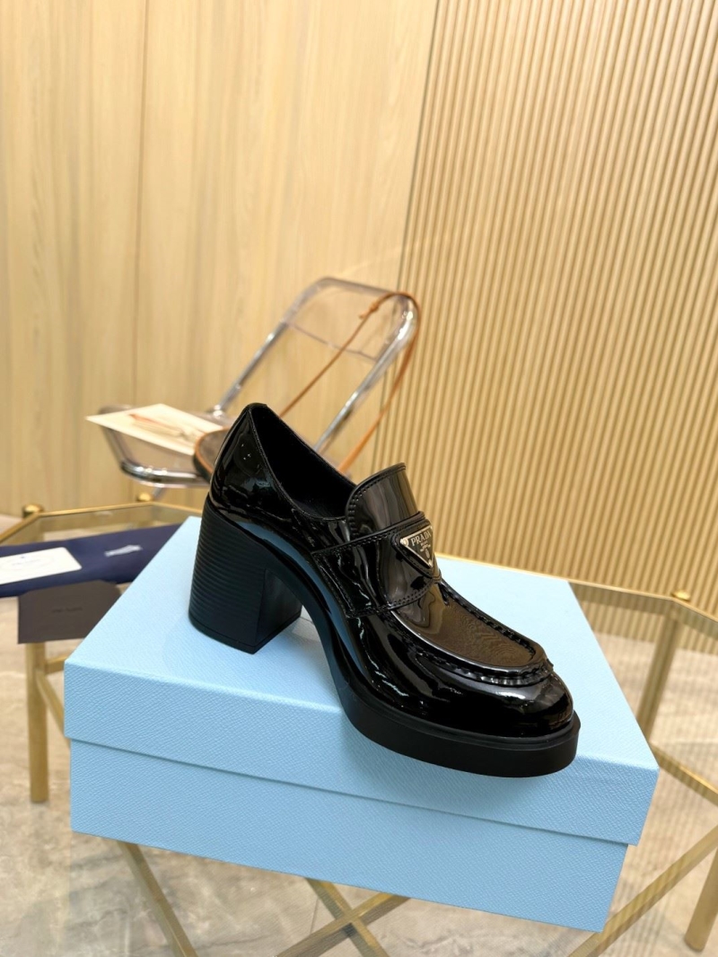 Pra*a heeled shoes
